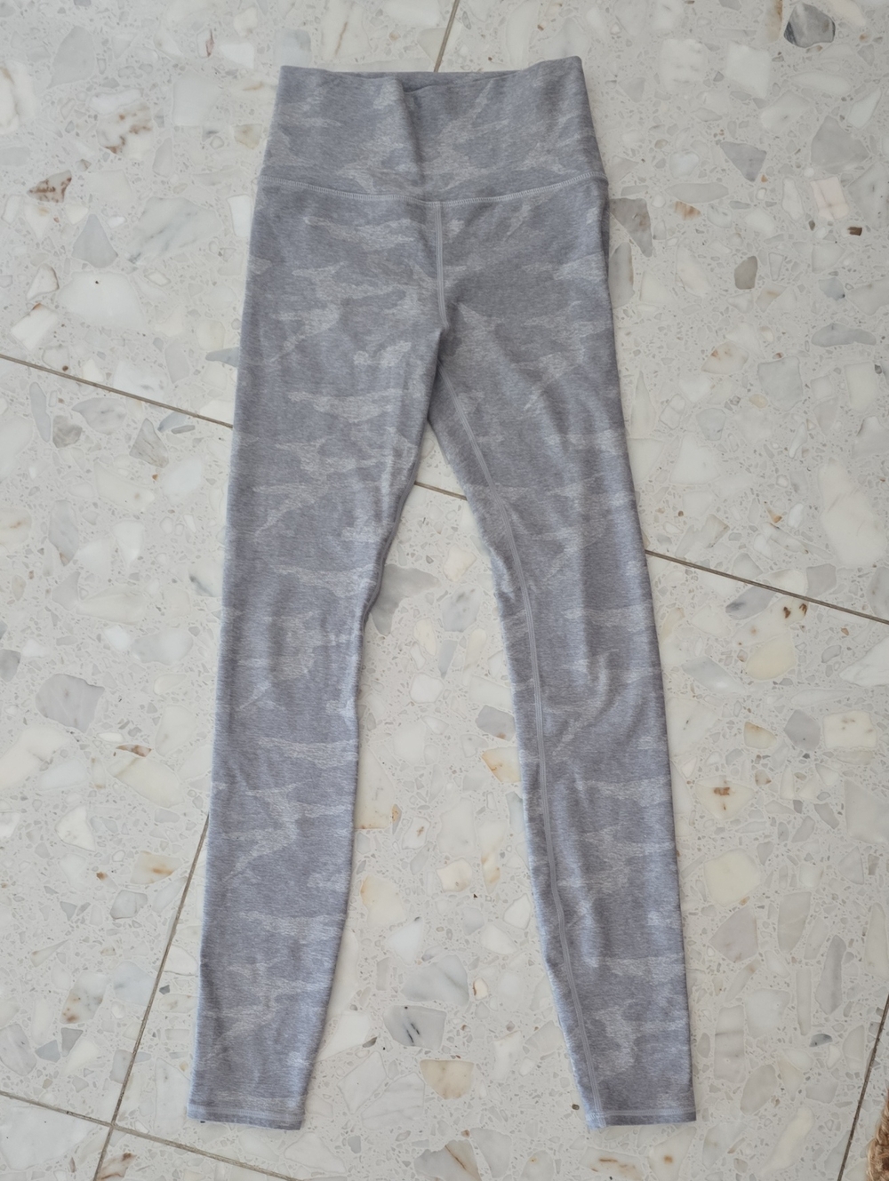 Vouri Gray Camo High-Waist Leggings